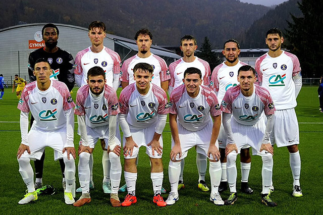 Football – L&rsquo;ASML et le FBBP01 filent au 7e tour de la Coupe de France