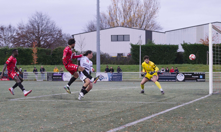 En toute fin de match, Nael Benseddik délivre l'ASMT à Fétan (Photo : Georges Fernandes / ASMT)