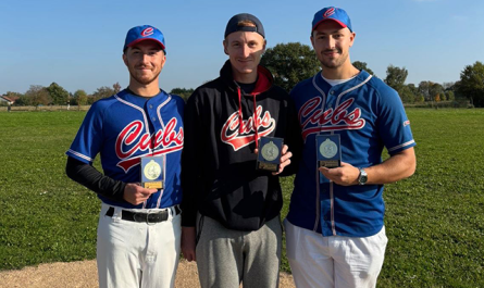 Jayson Soeiro, Quentin Chavannel et Samuel Bonnat (de gauche à droite), des Cubs de Cruzille ont été récompensés (Photo fournie par le club)