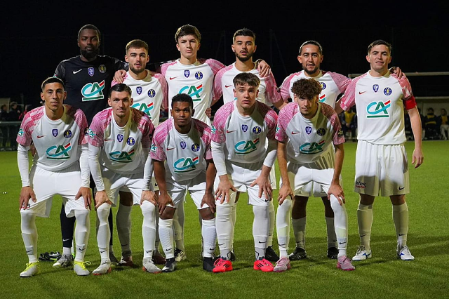 L'AS Montréal-la-Cluse disputait le 7e tour de la Coupe de France ce samedi (Photo : AS MONTREAL-LA-CLUSE / Facebook)