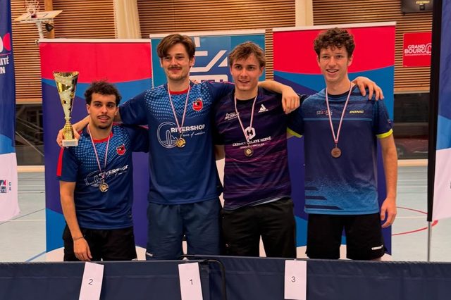 En simple homme, Denis Ilnytski remporte la médaille d'or (Photo : Comité de l'Ain de Tennis de Table / Facebook)