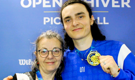 Deux membres de la section pickleball du TC Ambarrois participaient à l'Open d'Hiver de la discipline dans le Nord (Photo fournie par le club)