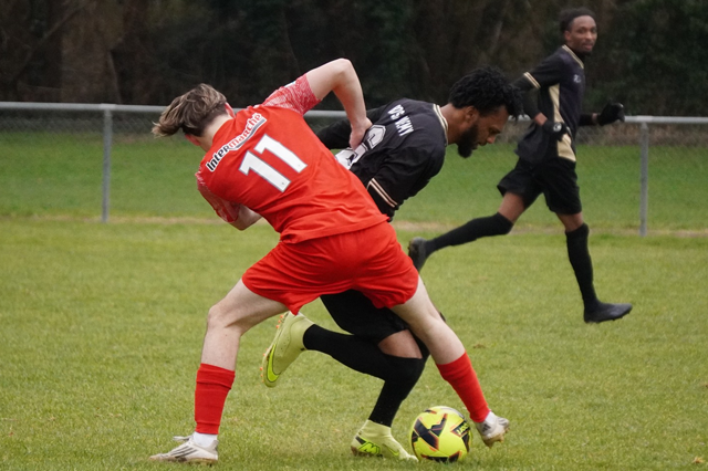 Football – L&rsquo;AS Guéreins Genouilleux et Valserhône Foot à la lutte pour le titre de D1 So Foot